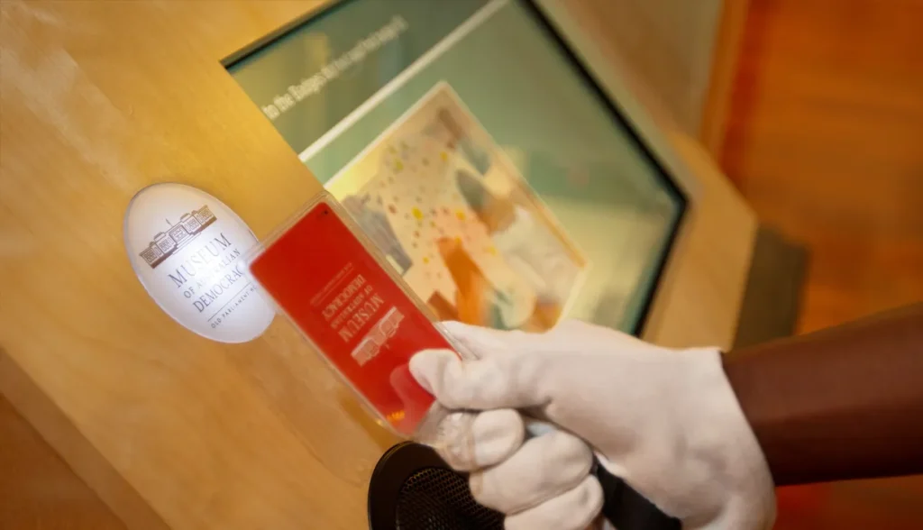 Revolutionizing Museum Visits: How RFID Cards Deliver Immersive Explanations